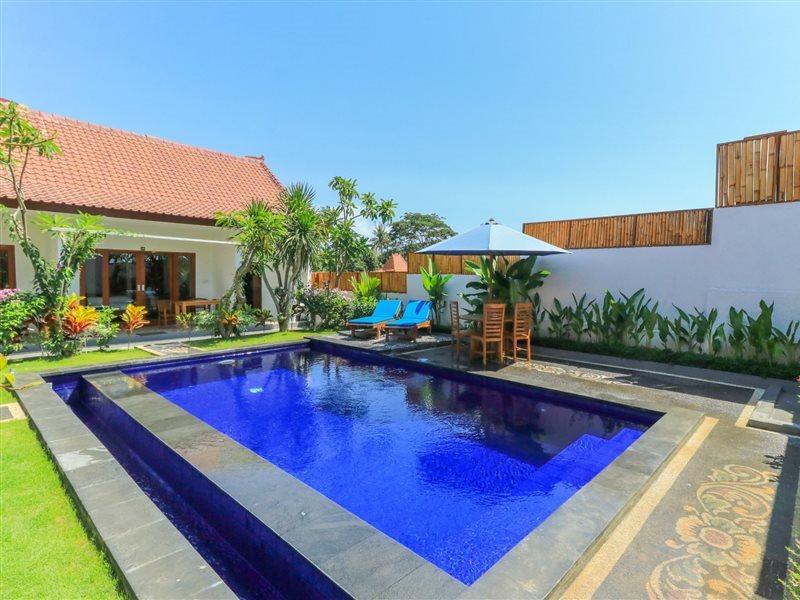 Pererenan Nengah Guest House Canggu Exterior foto